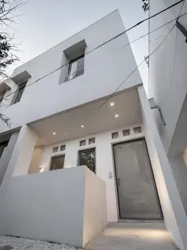Rumah johar baru jakarta pusat