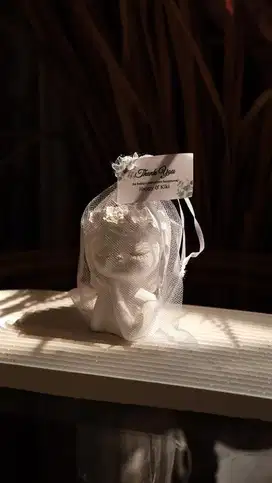 Packing online dan finishing souvenir