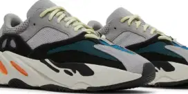 YEEZY 700 WAVE RUNNER DIJUAL CEPAT