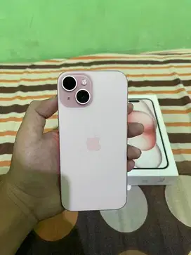 iPhone 15 128 iBox garansi ON fullset ori mulus nominus