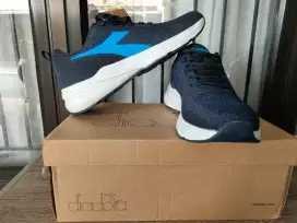Sepatu Running/ Tennis Diadora Kundala New