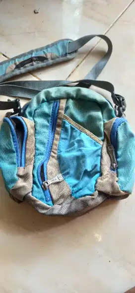 Tas slempang consina