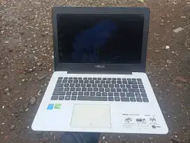 Laptop Asus X455LNB Core i5 Ram 12/SSD 256gb