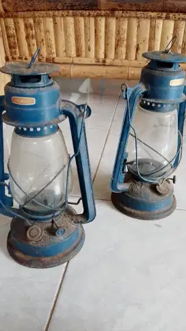 Lentera lampu minyak kuno jadul