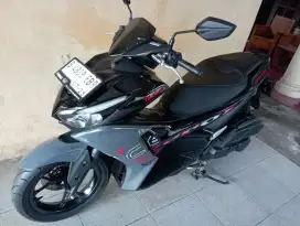 KM 400 Perak YAMAHA AEROX 2024 LIKE NEW