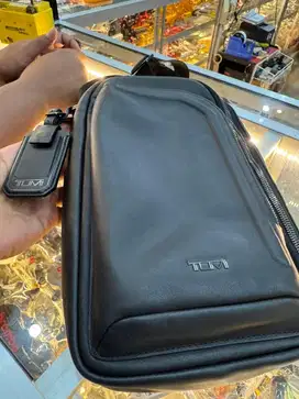 Tas tumi horrison gregory sling black bombe original