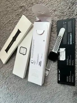 Apple Watch Series 7 45MM Mulus Banyak Bonus