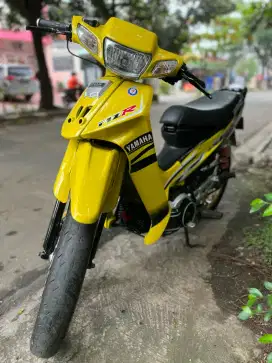Yamaha F1Z R 2004
