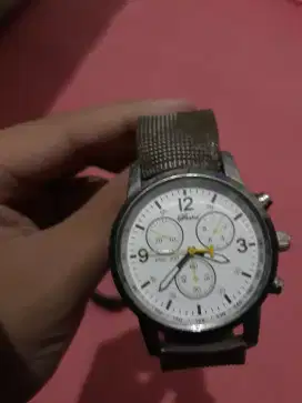Jam Tangan second