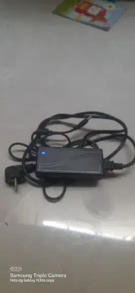Adaptor 100 - 240 v