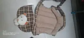 Gendongan bayi dan tas