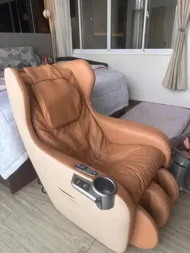 Kursi pijat informa/ sofa ashley