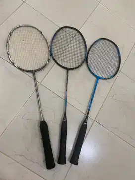 Raket badminton sepaket