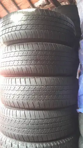 Ban copotan Fortuner Bridgestoen duller H/T 265/60 R18 80% 2022..4pcs