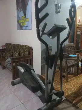 Sportop Eliptical Treadmill