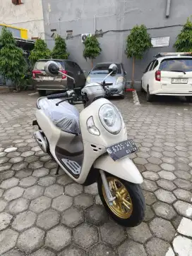 Bissmillah dijual motor Honda Scoopy prestige 2021 istimewa