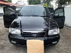 Hyundai Trajet ( 2009 )
2.0 BENSIN MT