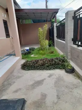 DISEWAKAN/thn RUMAH hunian, RAPI, BERSIH, lingk. AMAN, akses gampang.