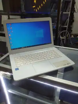 Laptop Asus X441M (14inch)Ram4Gb/Hdd500Gb