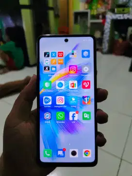 infinix note 30 batangan