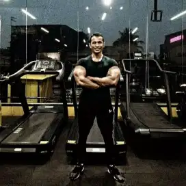 PERSONAL TRAINER