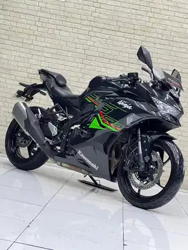 LIKE NEW CONDITION‼️ KAWASAKI ZX25R TFT TH 2022 MULUS ODO 2RB ASLI