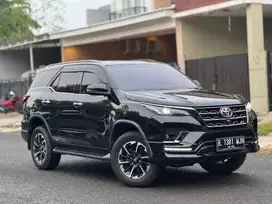 Fortuner VRZ GR 2.4 AT