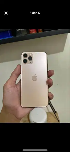 Menjual handpone iphone 11pro