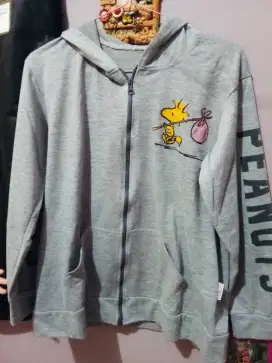 Preloved jaket wanita motif snoopy