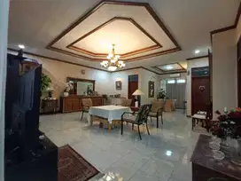 Dijual Rumah Luas Siap Huni di Bintaro Sektor 9