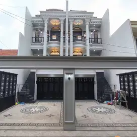 Dijual Rumah Mewah Eropa Classic di Pejaten Barat Jakarta Selatan