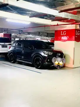Rocky X ADS CVT Abu-abu 2023