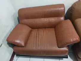 Sofa santai empuk