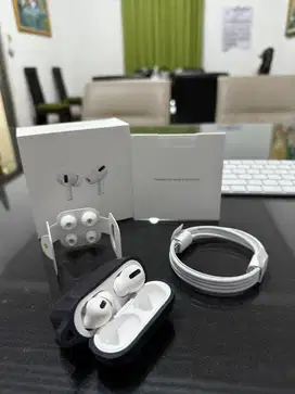 Jual Airpods Pro Gen 1