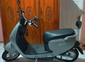 LIKE NEW MOTOR LISTRIK UWINFLY LN PRO