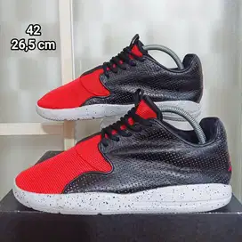 Air Jordan Eclipse Black Red