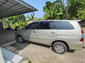 Toyota Kijang Innova 2013 Bensin Type G Barong