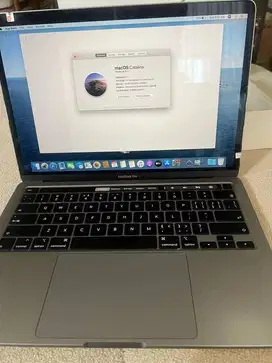 MacBook 2020 RAM 16G core !5 256 G
