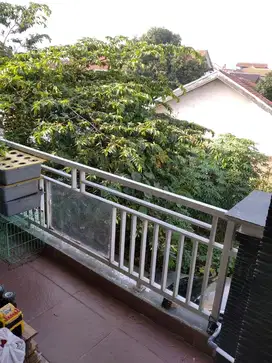Dijual Rumah 2 Lantai Terawat  Sayap TKI kopo Bandung