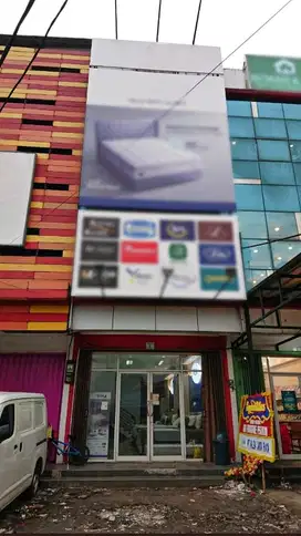 Ruko 3 lt jalan raya Pekayon Bekasi