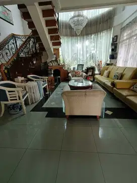 Rumah Full Furnish di Jl. Bukit Idaman, Kota Bandung