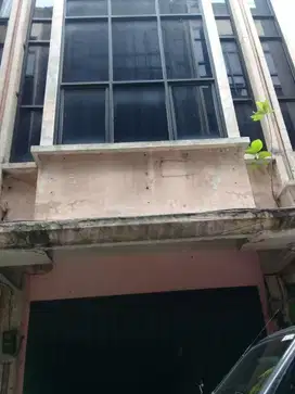 Dijual / disewakan Ruko Atom Megah