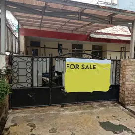 RUMAH GUNTUR JAKSEL DIJUAL CEPAT HARGA NEGO