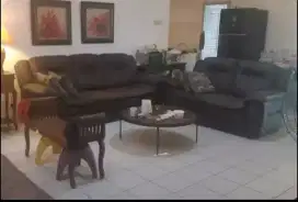 1 set Sofa dan Meja