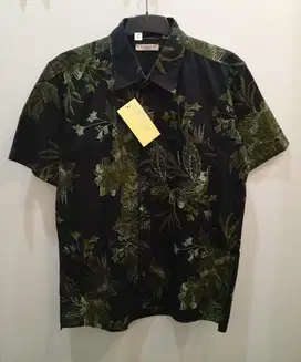 BURBERRY BRIT KEMEJA MOTIF BATIK