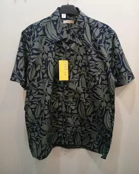 BURBERRY BRIT KEMEJA MOTIF PANTAI