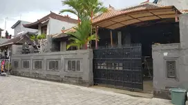 RUMAH MINIMALIS LANTAI 1 LOKASI UBUNG DENPASAR UTARA