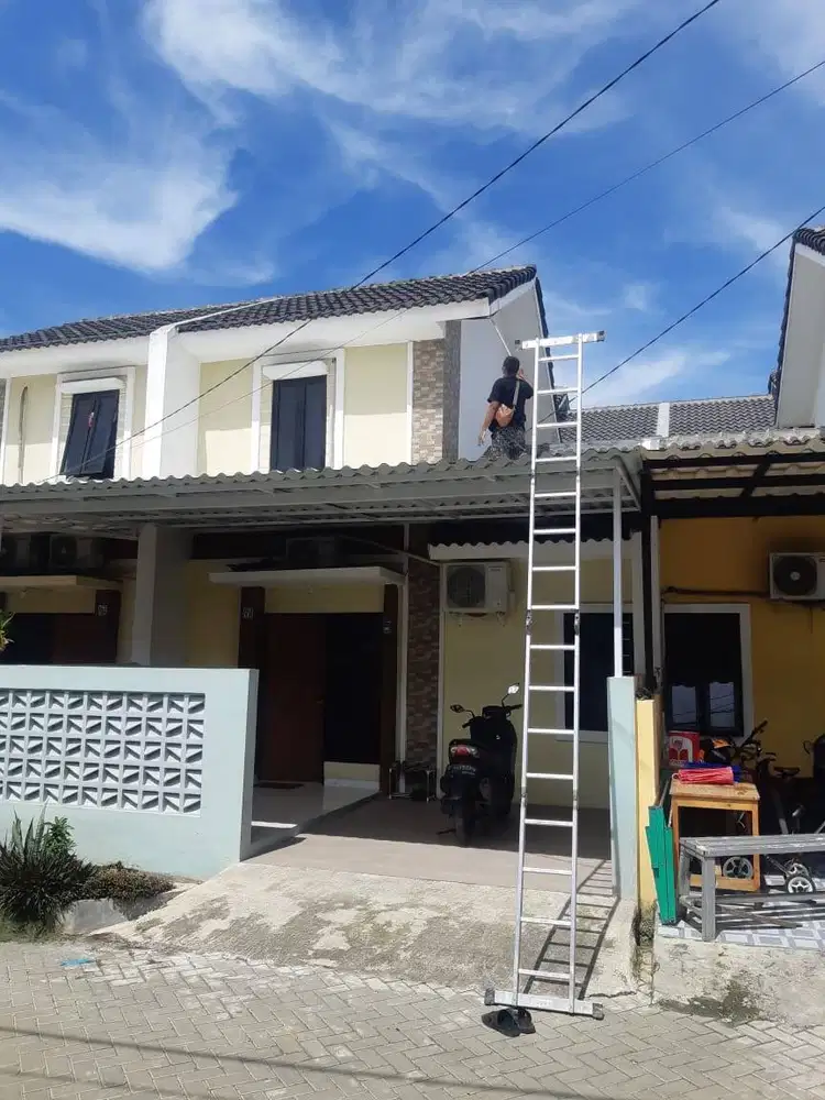 Rumah siap huni, lokasi strategis