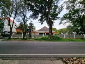 Villa Hook Jalan Slamet Riyadi Simp KH Dahlan ( Dekat Juanda )