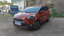 Pajak Panjang TDP 9JT Toyota Sienta 1.5 V Bensin-AT 2017 Orange